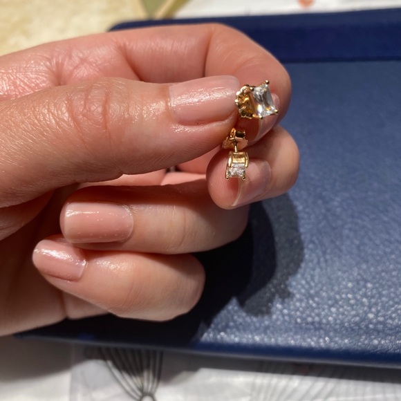 Rose gold plated over 925 silver stud earrings - Picture 2 of 3